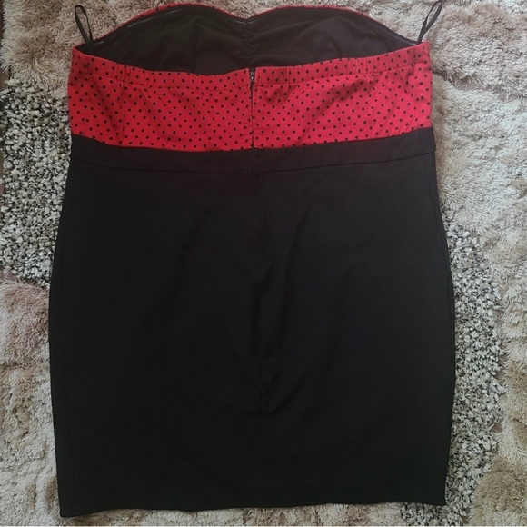 Torrid retro strapless cocktail dress - Picture 5 of 8